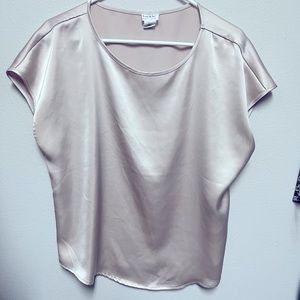 Nicole Miller L champagne pink silk short sleeve top